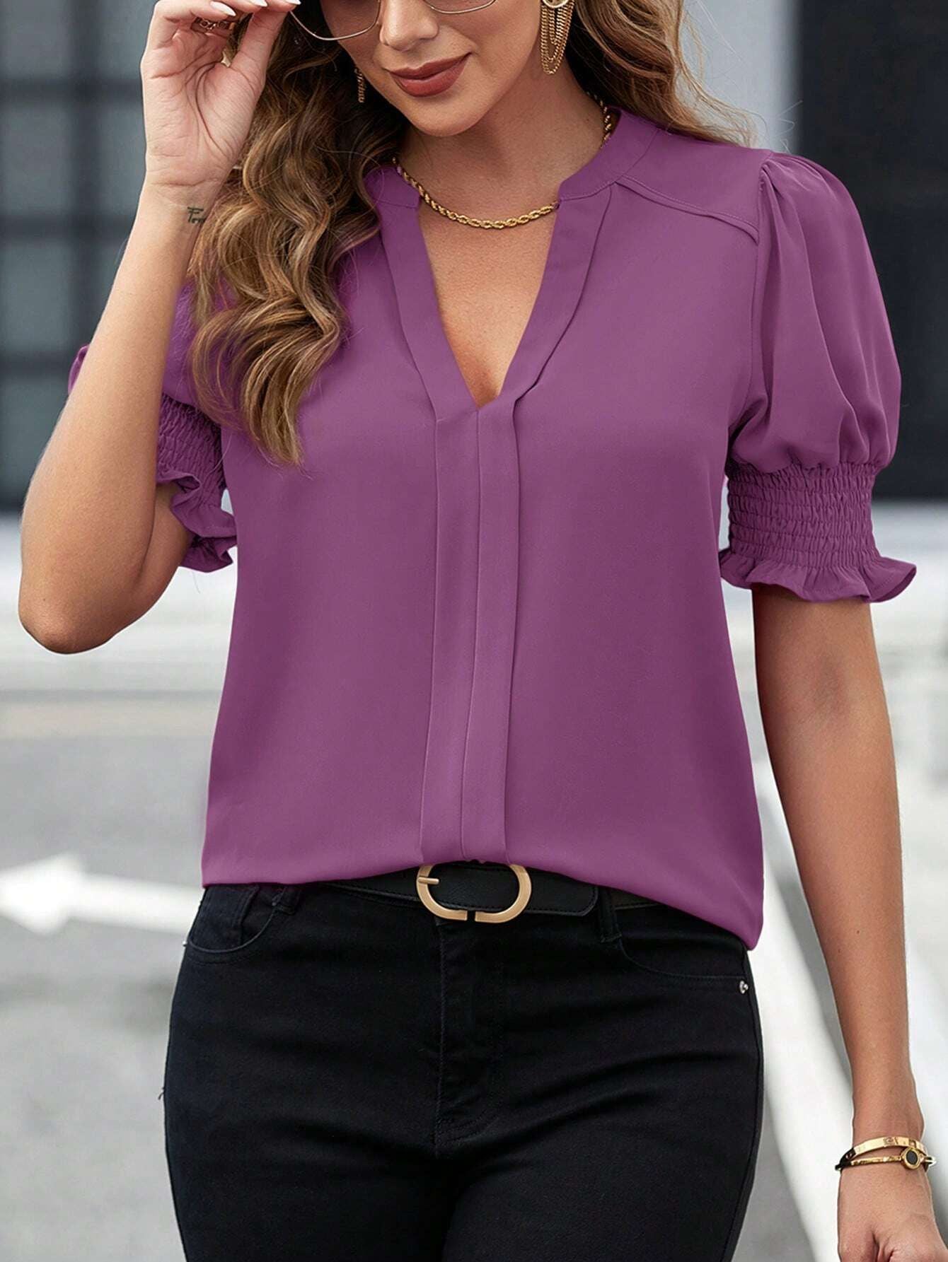GRACE | Women´s v-neck elegant blouse
