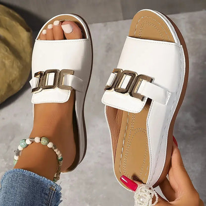MATILDA | Women´s sandals with buckle