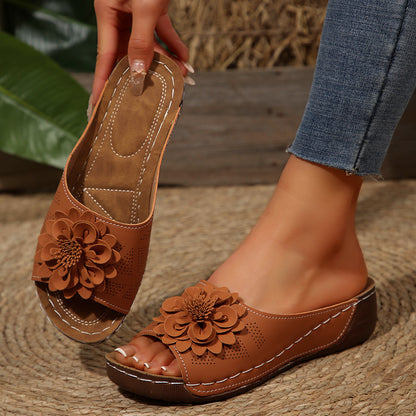 OLIVIA | Women´s elegant sandals with flower design