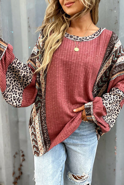 VANESSA | Women´s loose sweater with multi print